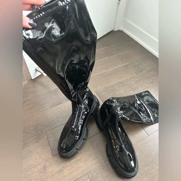 Zara black Patent Leather Knee Boots - Picture 5 of 5